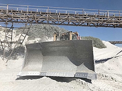 YALI - Die Mine YALI - Die Mine