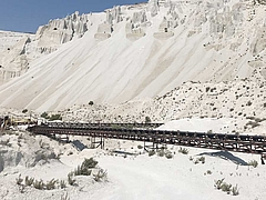 YALI - Die Mine YALI - Die Mine